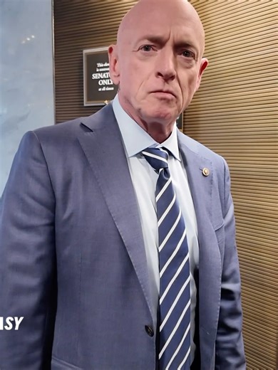 Sen. Mark Kelly, D-Ariz., responds to criticism of Democrats staying mostly seated throughout President @realdonaldtrump's State of the Union speech #SOTU #SOTU2026