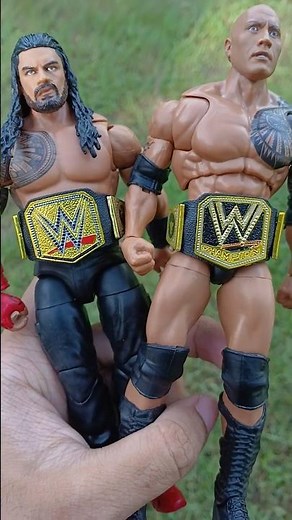 THE ROCK 2013 VS ROMAN REIGNS 2023 #wwe #wweelite #wwefigures