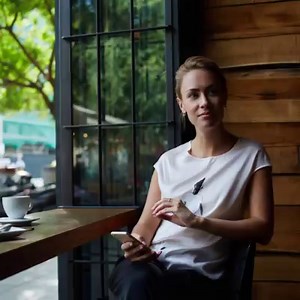 124K views · 943 reactions | No time to read? Try the Blinkist app! Get over 2000 nonfiction books transformed into powerful packs you can read or listen to in just 15 minutes! | Blinkist | Facebook