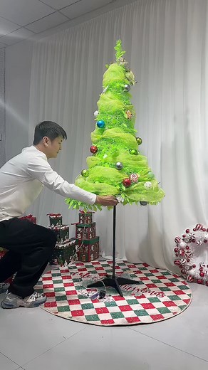 1.2K views | The Christmas tree source factory is here! Contact me!#christmas #christmastree #factory | Tinsel Box | Facebook