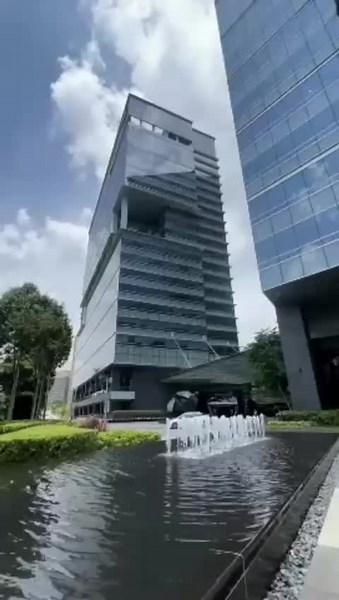 Premium Office Spaces at Servcorp Metropolis Tower 2