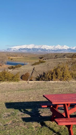 Montana Getaway: Big Timber Morning Views