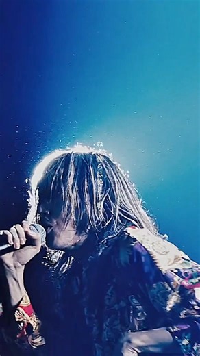 14年前の今日は「#歓びの明日に」リリース日！ 都会のラクダ”ホール＆ライブハウス+アリーナ”TOUR2019-2020～スーパー立ちと座りと、ラクダ放題～での「歓びの明日に」のライブ映像を公開！
