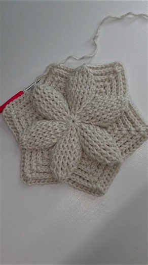 Left-Handed 3D Flower Hexagon Crochet Tutorial 🌸