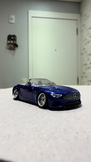 Mercedes AMG SL 63 - MBX - Stance custom #matchbox #matchboxcars #matchboxworld #diecastcollector #stance #stancenation #custom #custom164 #mattel #amg #mercedesamg #mercedesamgsl63 #hotwheels #tarmac #minigt #hotcarcollection