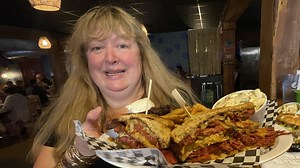 A Sumner favorite: The Buttered Biscuit returns 6 months after destructive fire