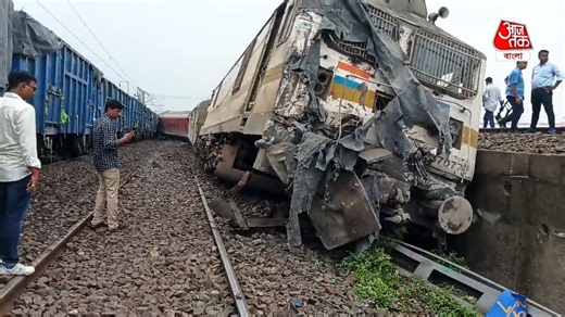 Howrah Mumbai Train Accident Video: ফের রেল দুর্ঘটনা, ঝাড়খণ্ডে লাইনচ্যুত হাওড়া-মুম্বই CSMT এক্সপ্রেস