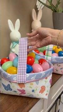 How to make Easter baskets using dish drying mats. #sewing #DIY #easterbasketideas