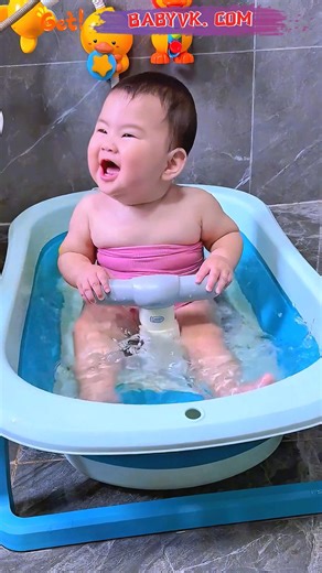 BabyVK® on Instagram: "Non-Slip Baby Bath Support Seat: Stable Design for Safe Splash Playtime. 🛒 Shop link: https://babyvk.com/product/baby-shower-chair/ #Baby #BabyMustHaves #BabyVK #CuteBaby #BabyCare #BabyBath #BathTime #InfantCare #BabyEssentials #BabyProducts #MomLife #DadLife #ParentingTips #NewMom #BabyGear #SafeBathing #BathSeat #BabyComfort"