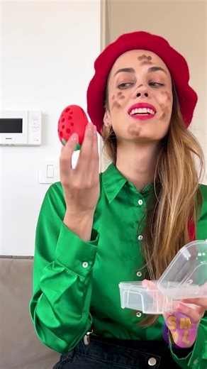 When Cat Meets Beauty Blender 😹💖 #Funny #Comedy