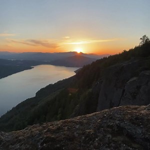 Seeing the sun down #saltspring #saltspringisland #saltspringexchange | Salt Spring Exchange