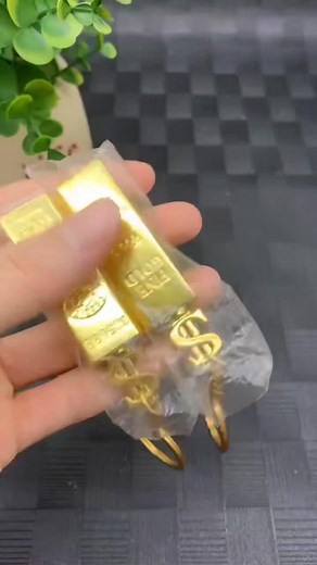 206K views · 604 reactions |  https://temu.to/k/peac9fsqas0 Gold Bar-Shaped Magnetic kerosene Lighter | Free Flow | Facebook
