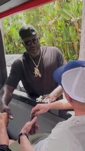 What Happens When You Meet Shaquille O’Neal in Hollywood 🤯 #Shorts
