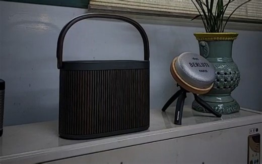B&o LEVEL 声音对比 B&o A5 蓝牙音箱