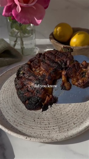 Mind. blowing. vegan steaks!!! 🍄✨🤯 follow @justinecooksvegan for more delicious plant based recipes! These Lions Mane Steaks with Chimichurri sauce is truly one of the most delicious vegan recipes! 🤤 Not only does it have incredible health benefits but it perfectly emulates the taste and texture of roasted chicken- it’s wild!! Recipe via my bio! I also include my turmeric quinoa recipe I serve these with! You can also google “Justine cooks vegan lions mane steak with chimichurri” ❤️ #healthyr