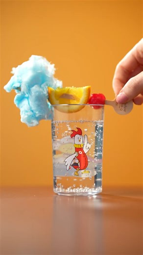 329 reactions · 97 shares | Quand la magie s’invite à la table! ✨朗 Découvrez notre nouveau cocktail à la barbe à papa, inclus dans chaque repas pour enfant. Offert en salle à manger seulement. | St-Hubert | Facebook