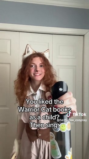 FIRESTAR 🔥 || Guys let me be a weird kid for a sec. The chokehold Bilexmi had on little me was WILD #firestar #firestarcosplay #warriorcatscosplay #warriorcats #fireheart