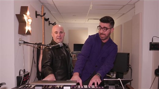 Jason Halbert on life as Kelly Clarkson's music director & bestselling book series