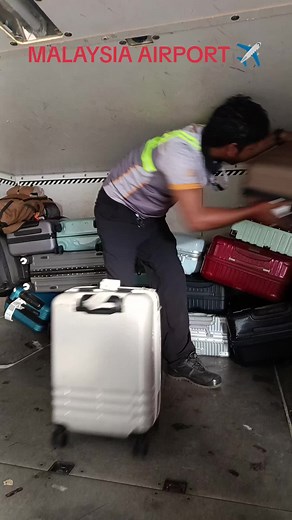 Malaysia Airport Guide: Key Tips for Travelers