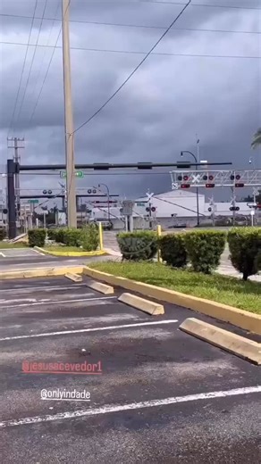 Trains hitting things on Instagram: "Brightline back at it again with another crash Why can’t people just drive thru the gates? They are ment to break #trains #brightline #traincrash #usa #murica #train #crash #crashes #viral #bnsf #up #nfs #csx #railroad #conductor #fyp #viralvids"