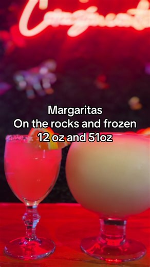 DO YOU WANT A MARGARITAS? Comeee comeeee here LOS Aztecas Mexican Restaurant 🤩 #margaritas #happyhour #westport #fyp