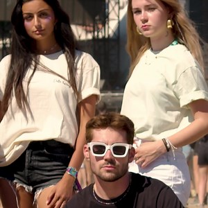 557K views · 226 reactions | Ça y est, le Delta Festival lance officiellement sa boutique en ligne ☀️ En attendant de nous retrouver sur les plages, viens chopper ton merch World Edition  Que ça soit casquette pour grand soleil, sweat pour petite brise du soir, ou tee-shirt pour l’été, tu seras tu seras paré pour les prochains mois ! Afin de retrouver l’intégralité de la collection rends toi sur delta-festival.com | DELTA Festival | Facebook