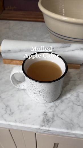 Mulled apple cider is my number one Fall drink and I’ll choose it over hot chocolate 9 times out of 10. #applecider #mulled #fallspices #drinks #spicedcider #chriscooks #thanksgiving #Christmas
