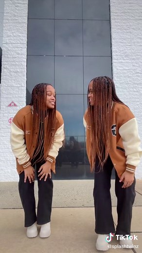 Twins Lesbian Twins Cam Splash Twins Old Videos