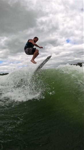 Wakesurfing 360 Shuv 960fps #gopro