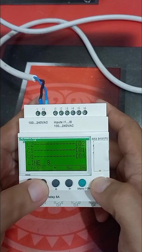 Scheneider Smart Relay Zelio #electrician #automation #controller