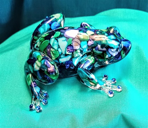 Resin Mosaic Frog Figurine – Handmade Desk Decor & Paperweight – Frog Lover Gift - Etsy