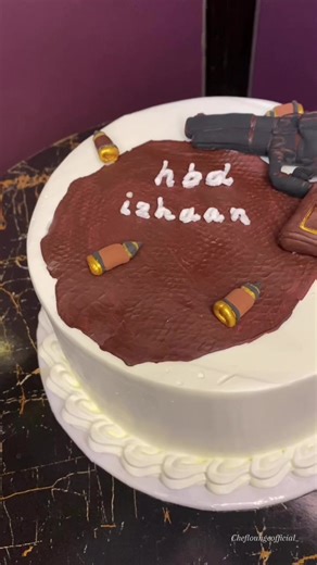 Gun Themed Cake 🤍🤎