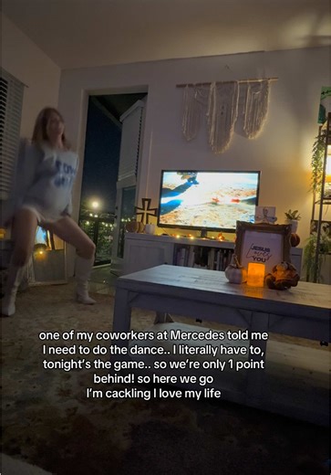 We can win!!!!!! #fyp #dallascowboys #jesuslovesyou #thunderstruck #viral @Dallas Cowboys @Dallas Cowboys Cheerleaders @Philadelphia Eagles