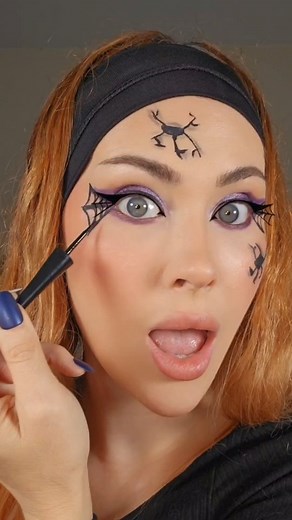 🐾 Lizy P on Instagram: "Halloween Filters pick my Halloween Makeup 🎃 Me gustó este trend y tenía que probarlo! #halloween2023 #makeup #makeupideas #makeuphacks #makeupvideo #makeuptutorial #halloween #halloweenlook #maquillaje #halloweenhacks #filter #halloweenhacks"