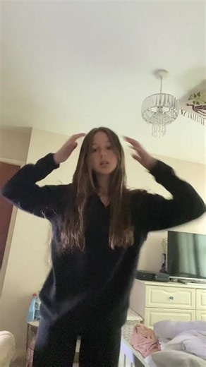 Lily (@lily.bell01)’s videos with BACK TO BLONDE - SIENNA SPIRO