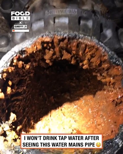 This is what the inside of mains water pipes look like 😳 | FOODbible