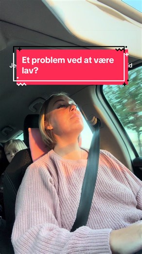 Andre små mennesker der har dette problem i bilen?😂 mit sæde er altså pumpet helt op🤞🏼 #fypシ゚viral🖤tiktok #fyy #carproblems #bil #fy