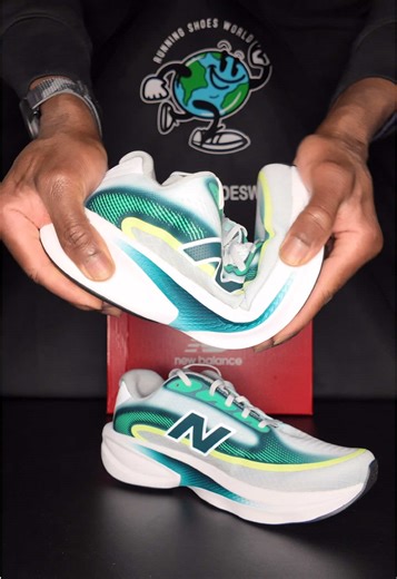 New Balance unveils All New ELLIPSE 💎 @runningshoesworld ✍🏾 The brand’s most important running model for ten years. The shoe was developed with the aim of putting running back in the spotlight, regardless of whether someone is just starting out or running has long been part of everyday life. At a time in which running is increasingly characterized by data, tracking and performance values, the ellipse sets a conscious counterpole. It was developed to make the feeling of running itself experienc