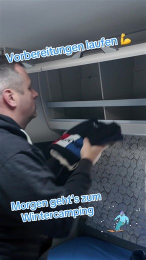 Wintercamping Abenteuer: Ski fahren und Vorfreude erleben