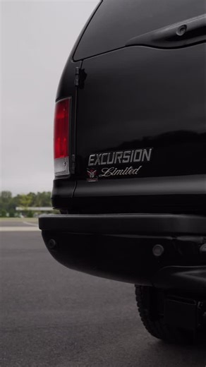 21K views · 3.2K reactions | $64,900 2002 Ford Excursion 4X4 LIMITED...