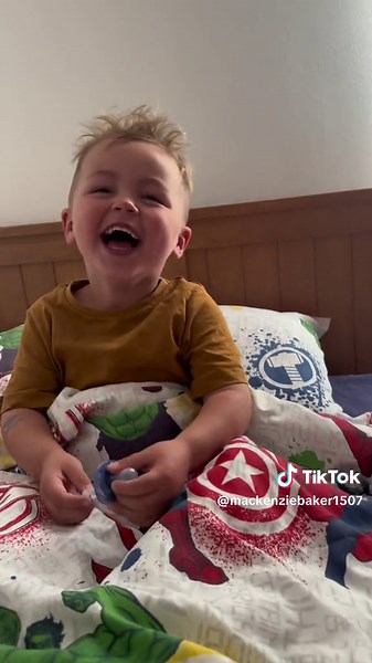 Naming his Pet Moth | Hilarious Video Clip