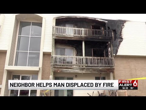 Neighbor offers helping hand after Papillion apartment fire displaces several residents
