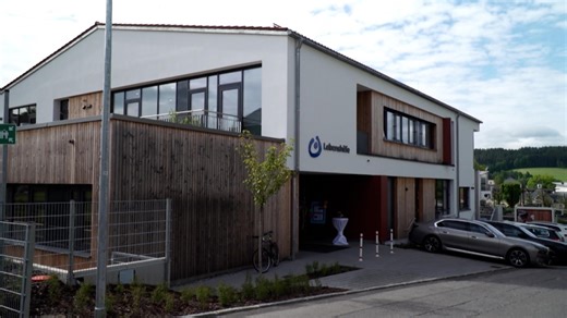 Abendschau - Der Süden: Regen: Neubau der Lebenshilfe mit Tagesstätte