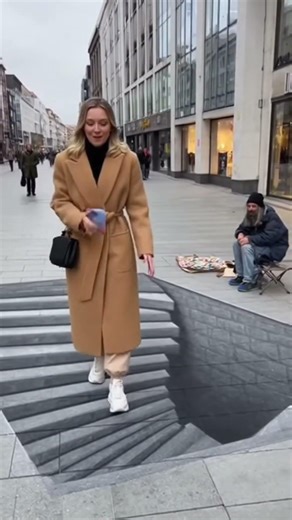 99% of people failed this "floor test" 😂