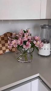 This season’s newest handbag has arrived – full of floral arrangements 💐 Shop the viral handbag vase at https://amz.run/6Mb9 | Amazon Home