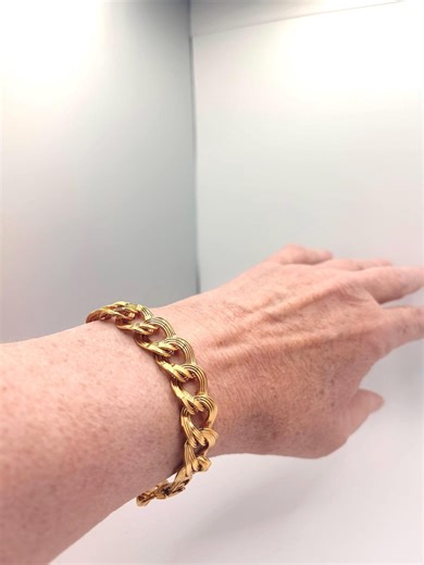 Signed Monet Gold Tone Ribbed Chain Bracelet – Chunky Links Statement Jewelry