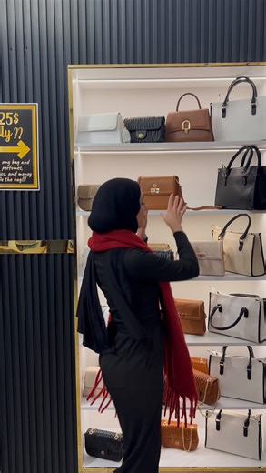 ‎زهراء👑‎ on Instagram‎: "استفيدوا من العرض قبل ما يخلصوا من عند @lavinda_beauty وبس 🔥♥️"‎