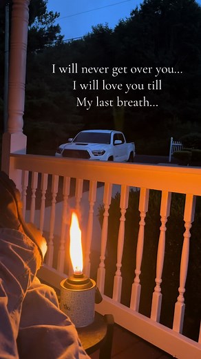 Whitetail Hunting Hottie | Vince Gill - Trying to Get Over You (Lyrics)