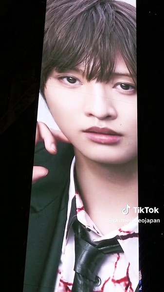 TOBEのタイムズスクエアライブ配信