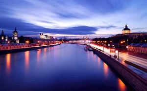 Russian love song:Moscow's Nights 莫斯科郊外的晚上 Подмосковныевечера